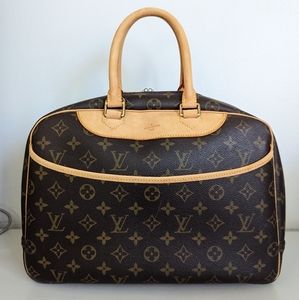 LOUIS VUITTON Monogram Canvas Deauville Hand Bag